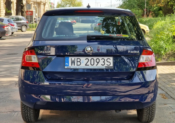 Skoda Fabia cena 27500 przebieg: 144000, rok produkcji 2018 z Wrocław małe 67